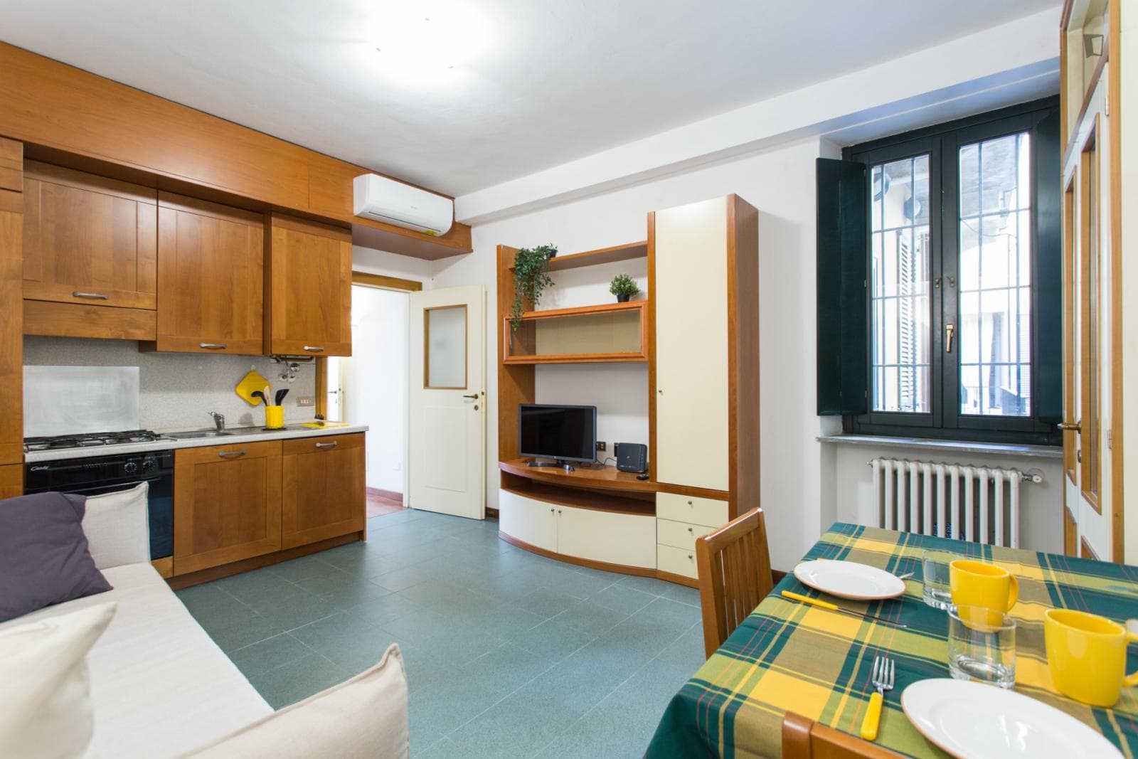 Cozy one-bedroom apartment near Navigli photo 1