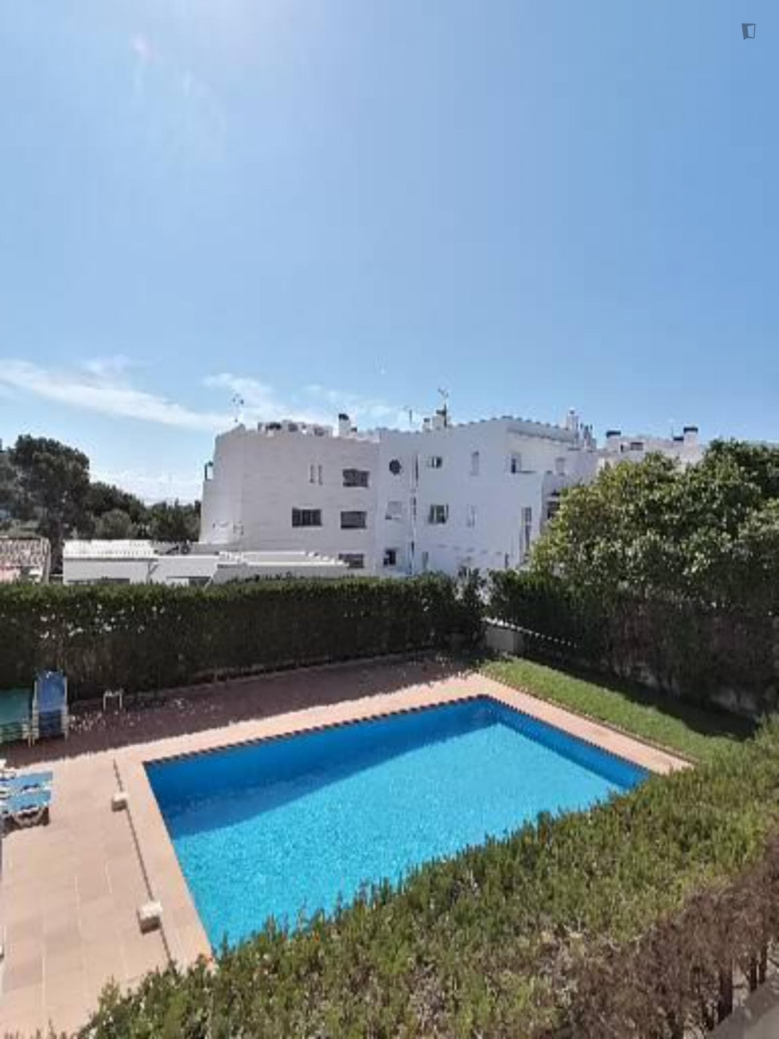 Single room with private bathroom, study area, sea and mountain views, terraces and pool photo 1