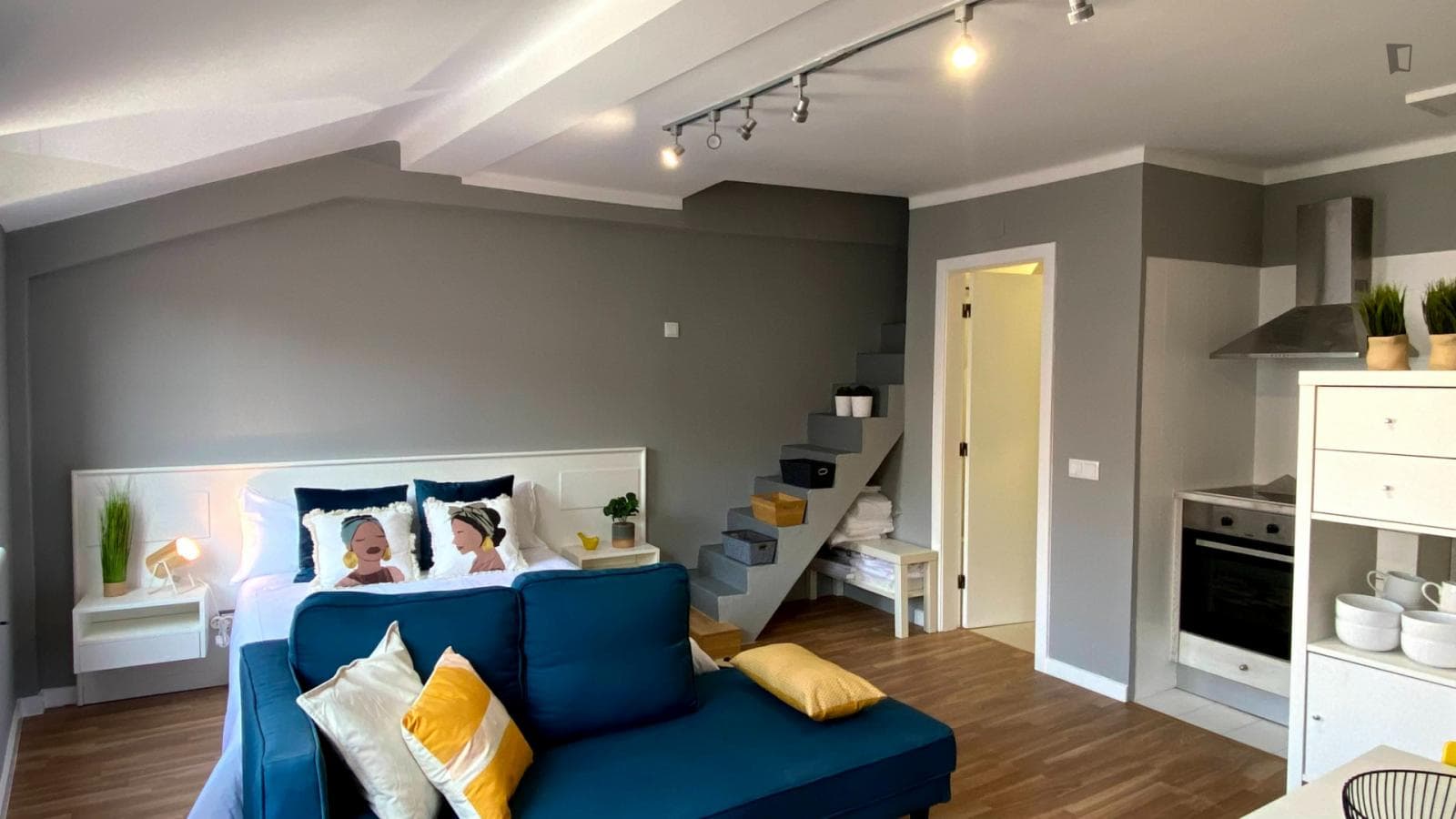 Property photo thumbnail