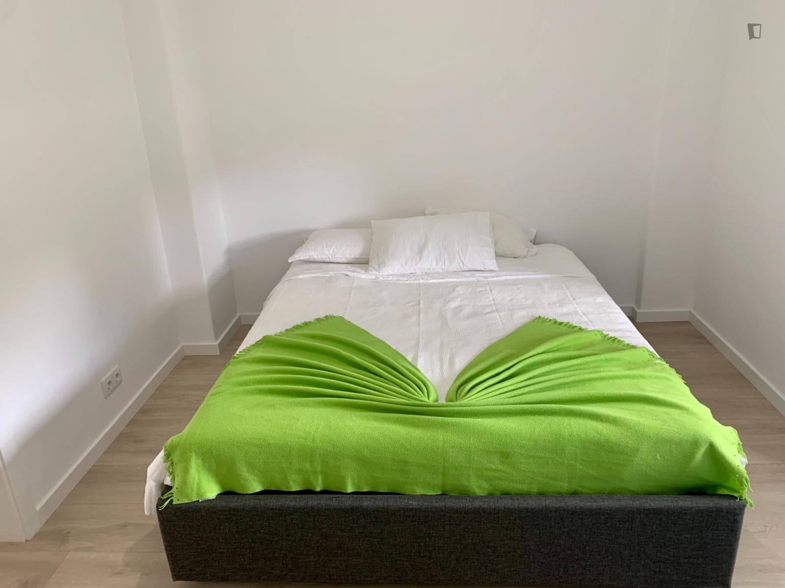 Comfy 1-bedroom apartment in Linda-A-Velha photo 1
