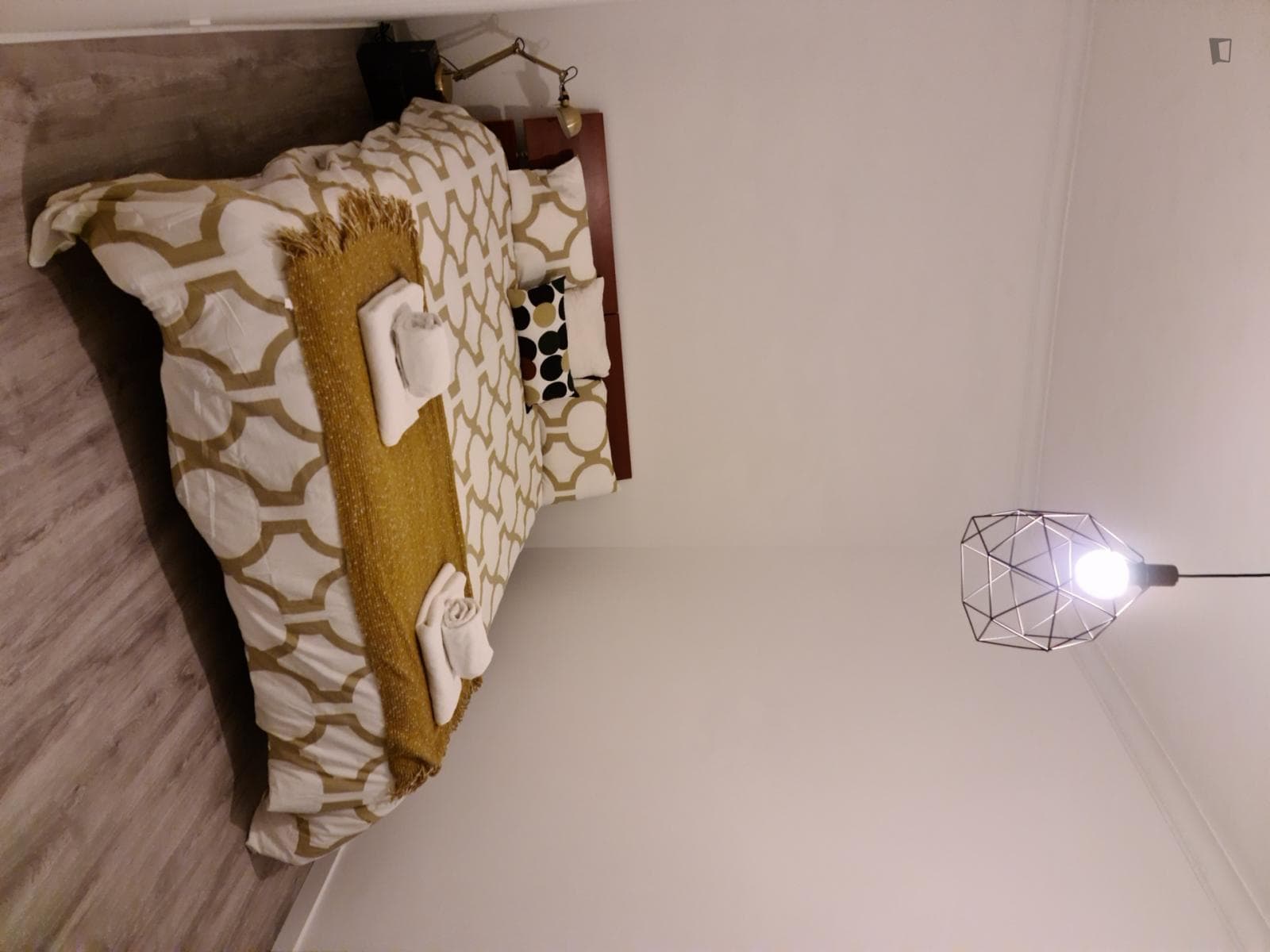 Very cosy double bedroom in Amadora photo 1