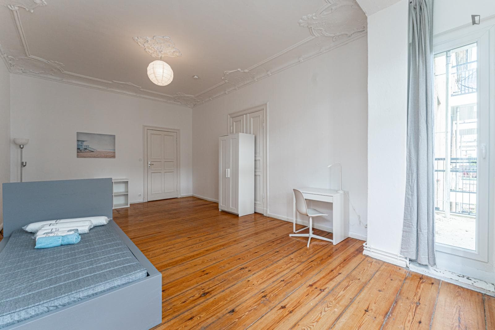 Stupendous single bedroom with a balcony, in Charlottenburg photo 1
