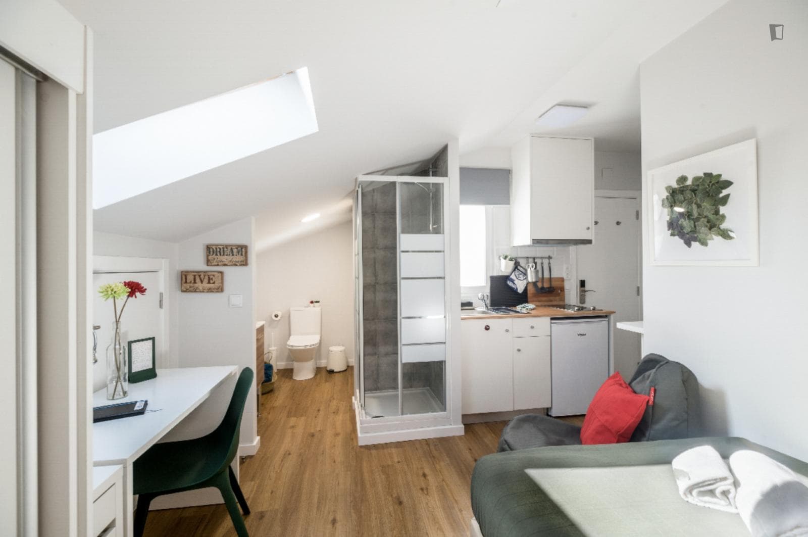 Property photo thumbnail
