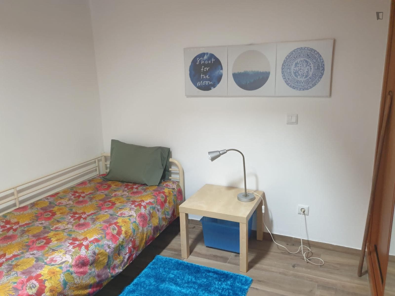 Cosy single ensuite bedroom in Paranhos photo 1