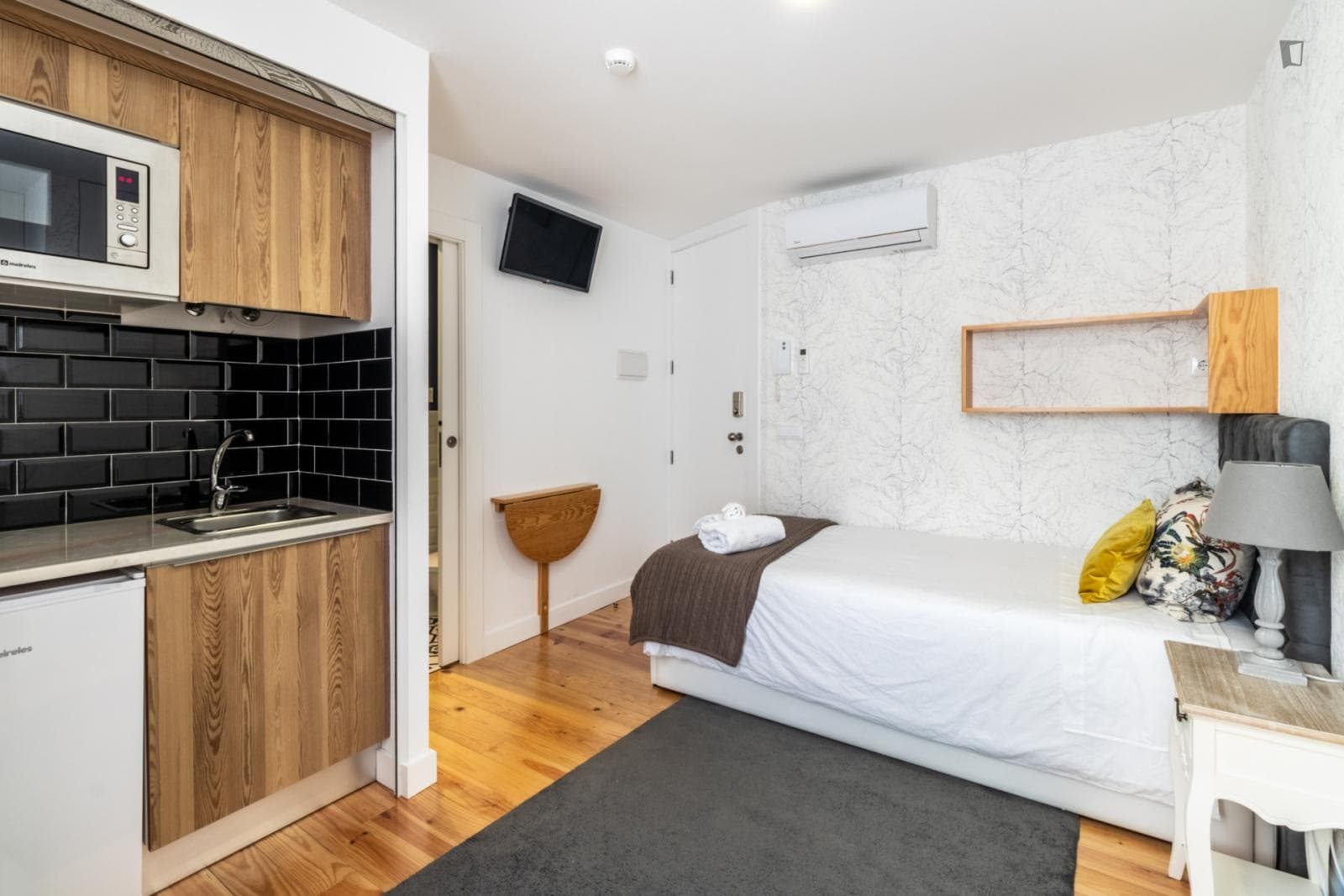 Property photo thumbnail