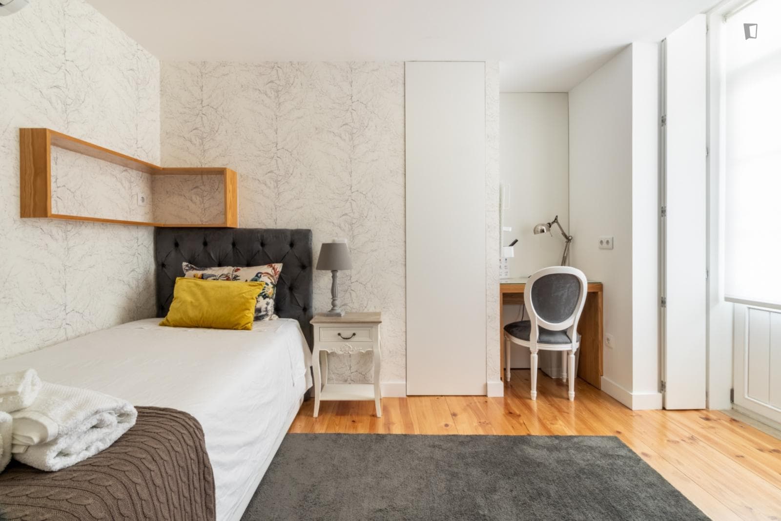 Property photo thumbnail