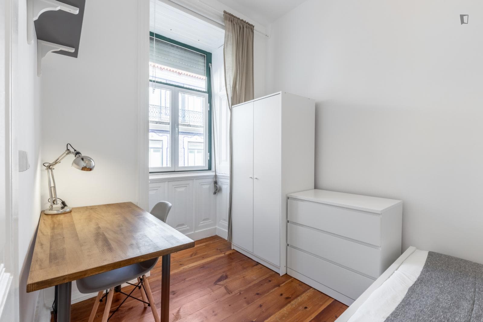Property photo thumbnail