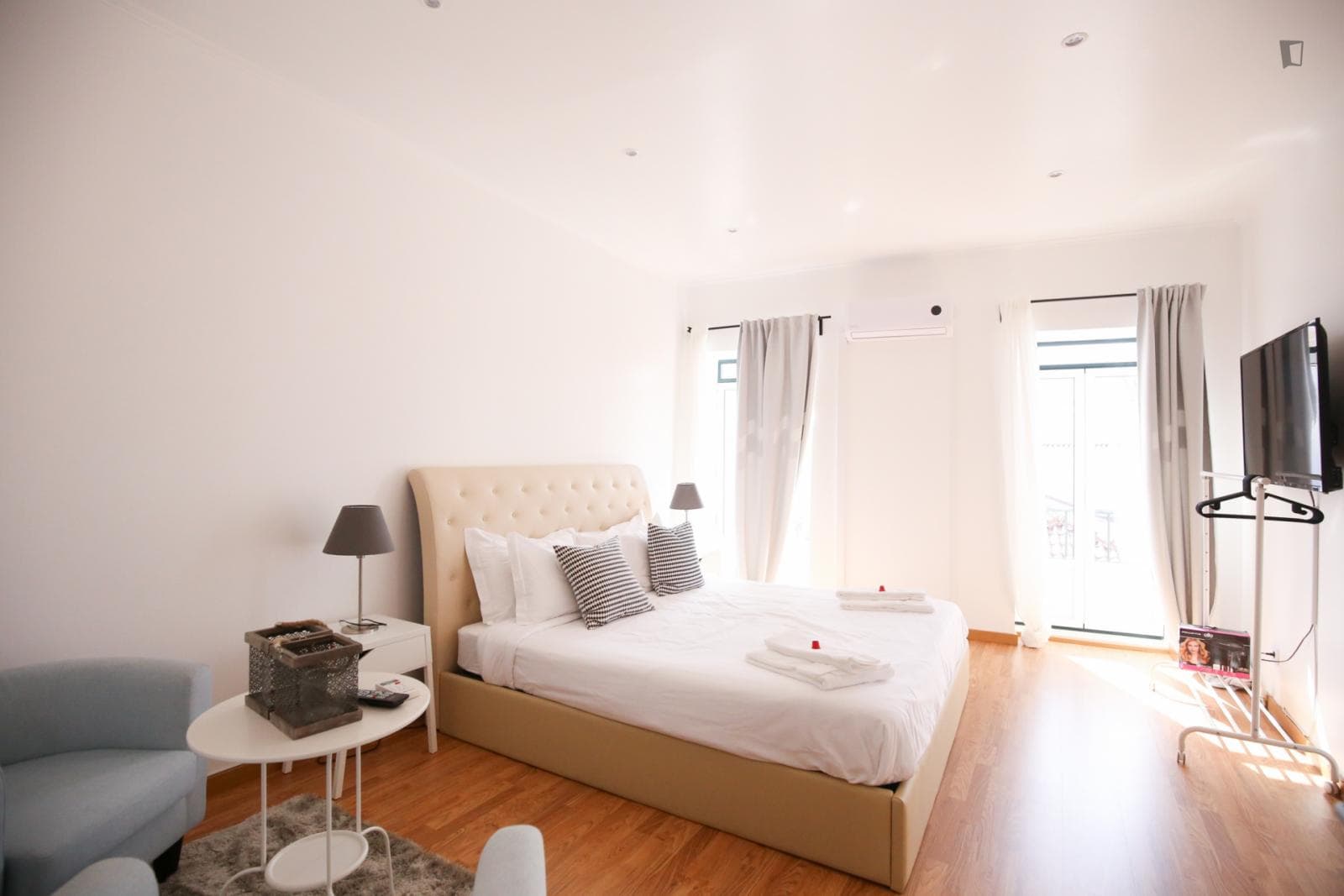 Cosy double bedroom in São Bento photo 1