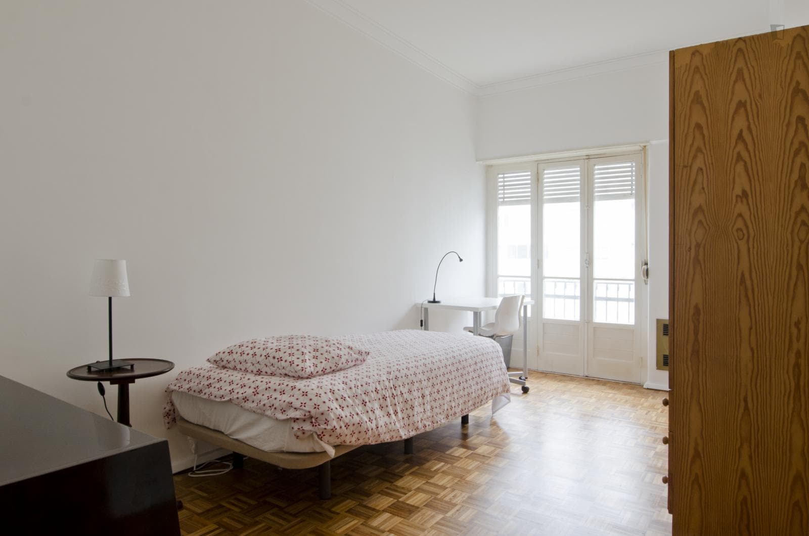 Very neat single bedroom near the Lumiar metro station photo 1