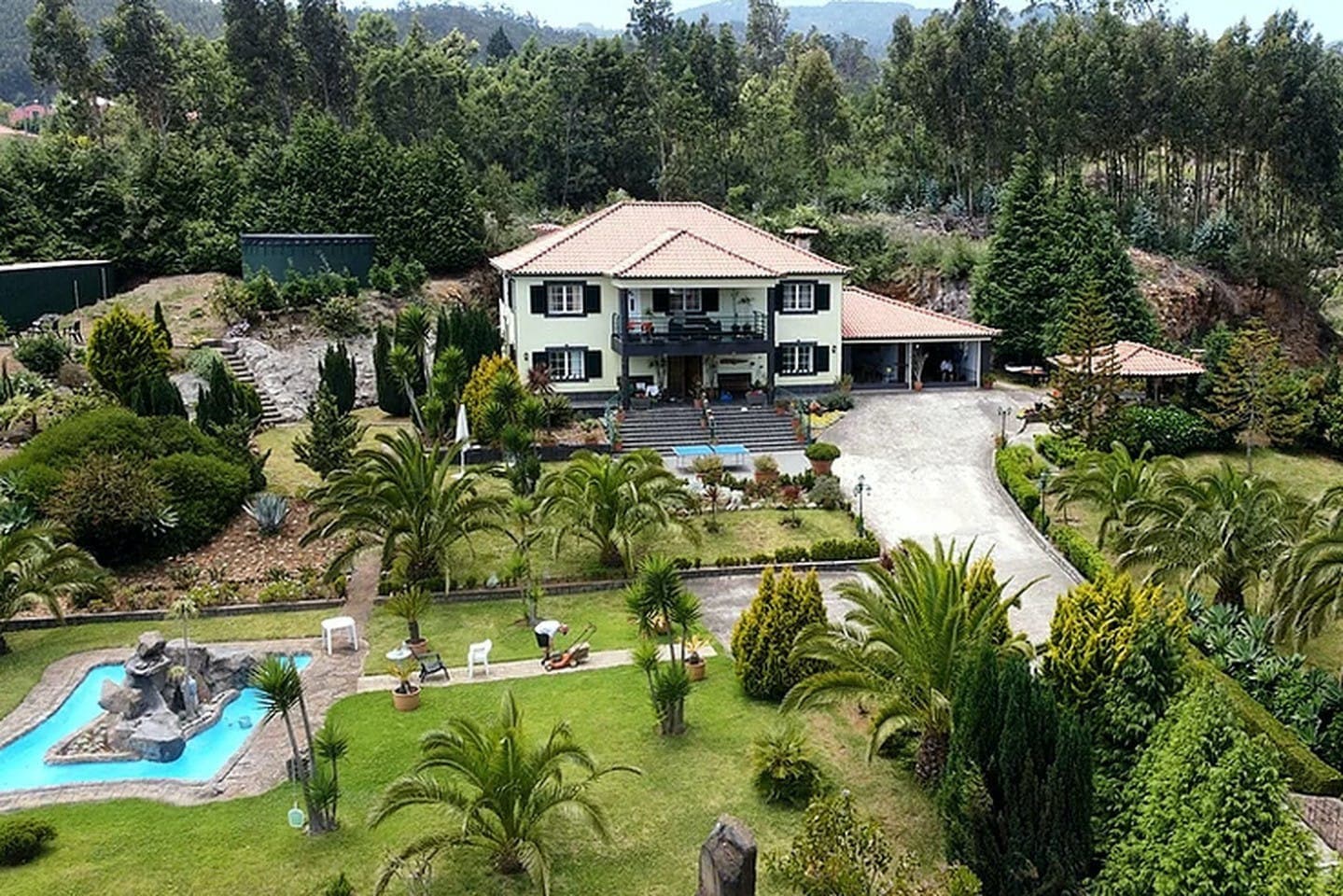 Property photo thumbnail
