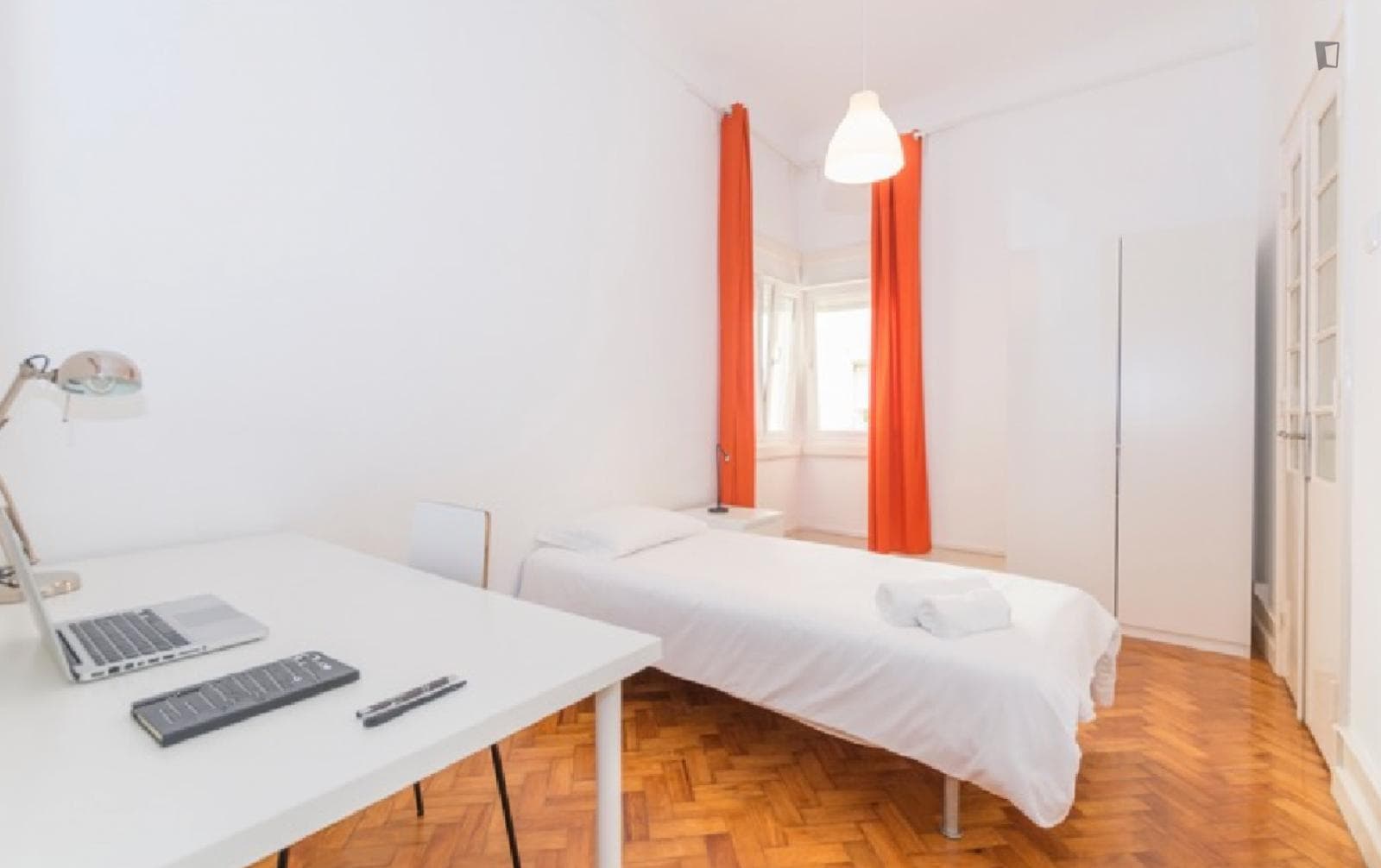 Nice bedroom in Lapa ref 503 photo 1
