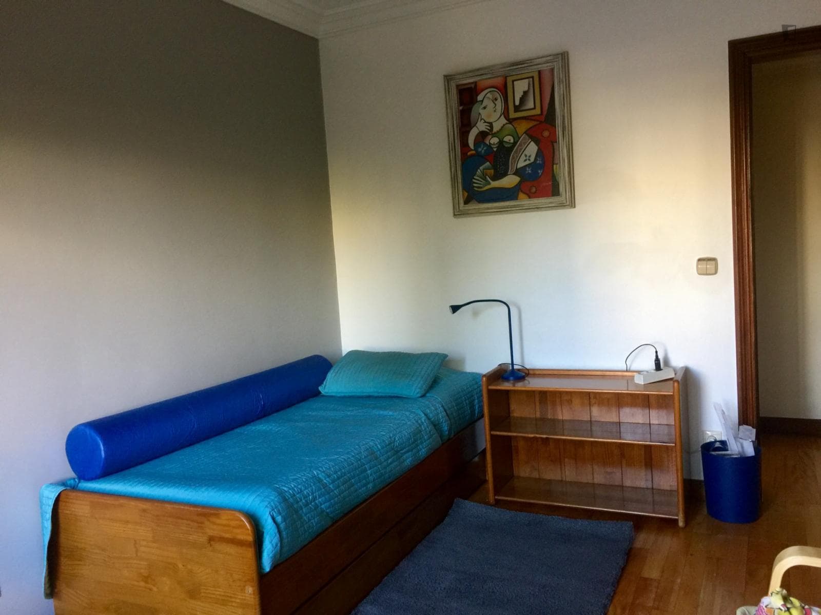Single bedroom near Alto dos Moinhos metro photo 1