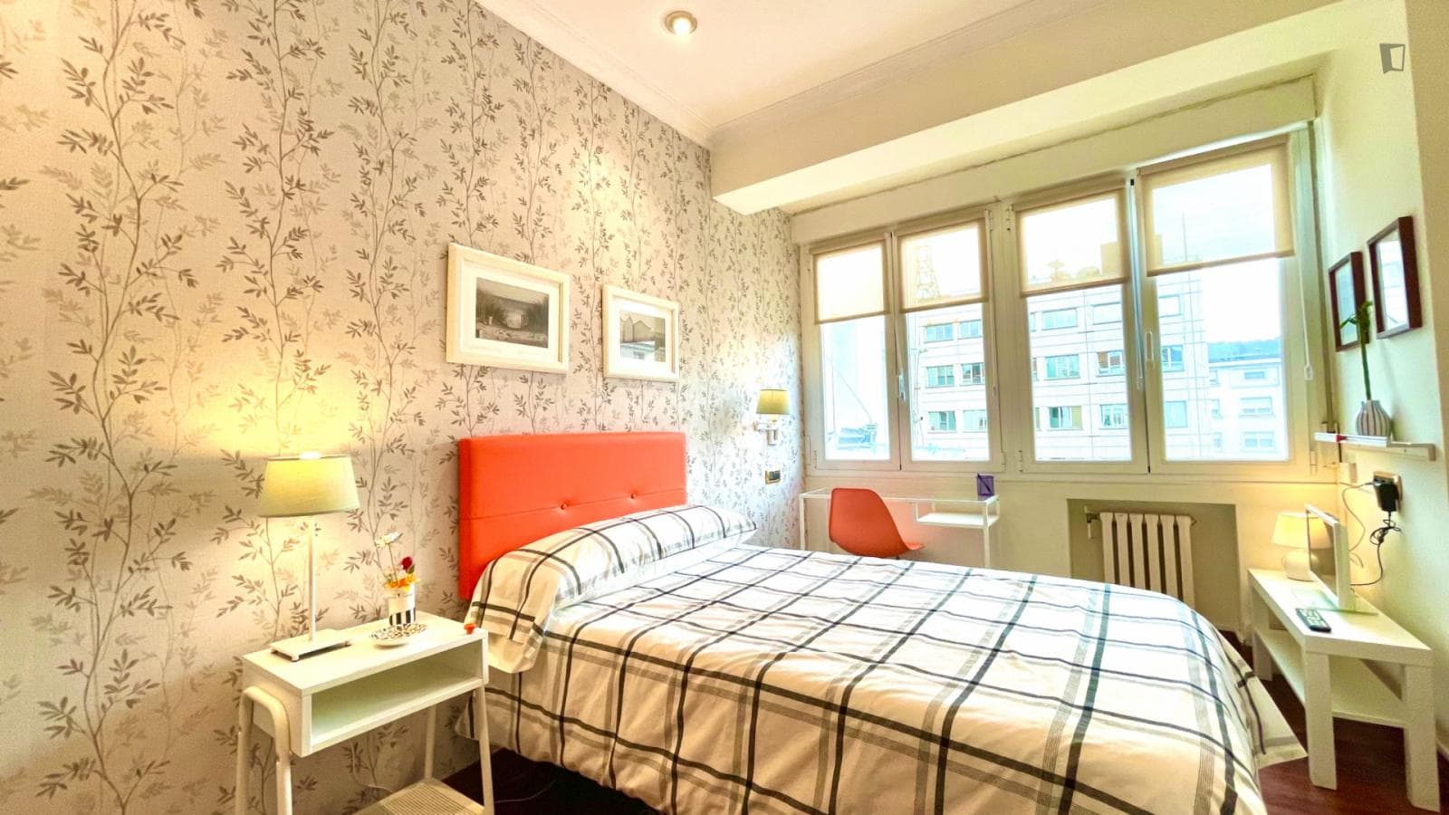 Interesting single bedroom near Casilda Iturrizar parkea photo 1