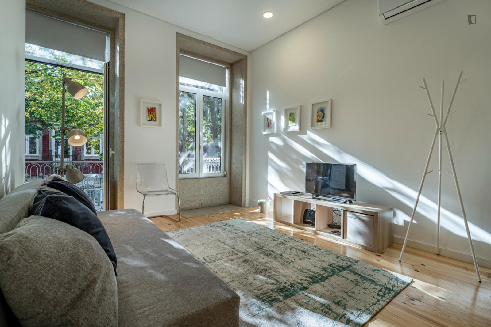 Property photo thumbnail
