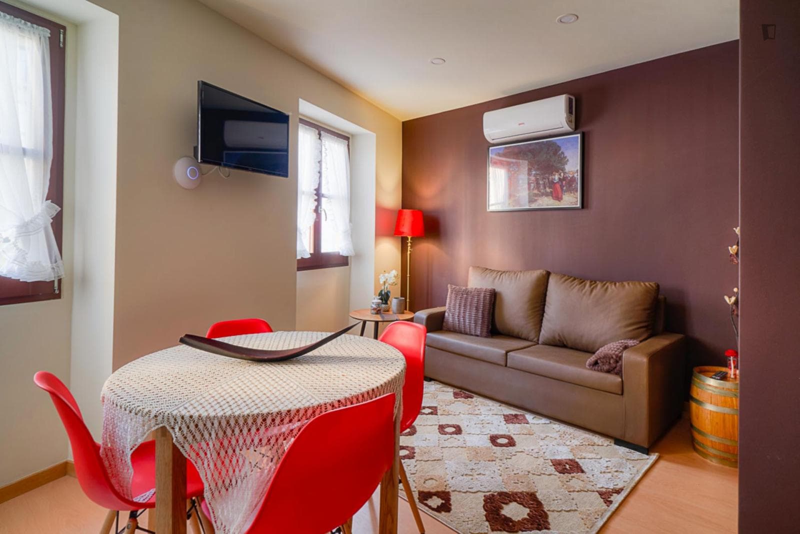 Inviting 1-bedroom apartment close to Jardim do Morro photo 1