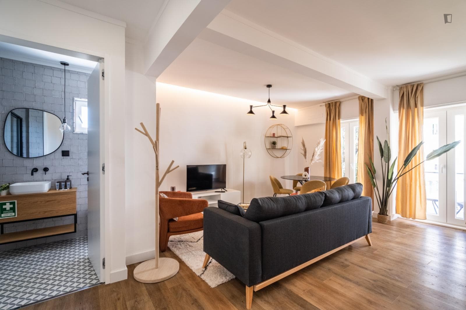 Property photo thumbnail