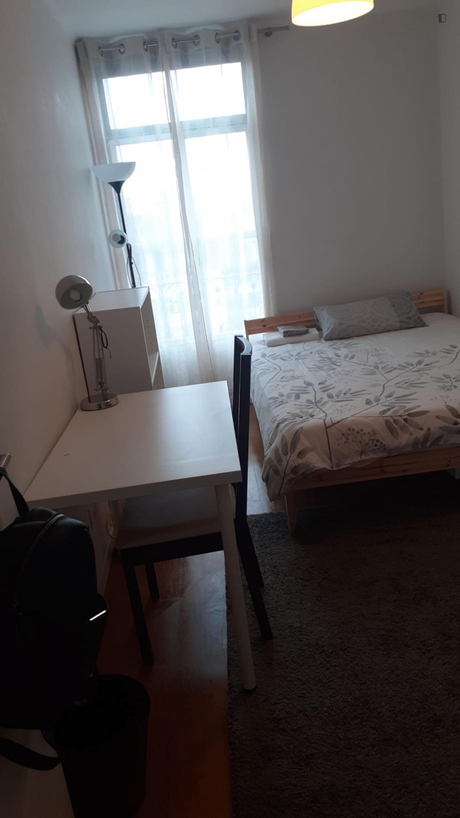 Pleasant double bedroom near ISCAL photo 1