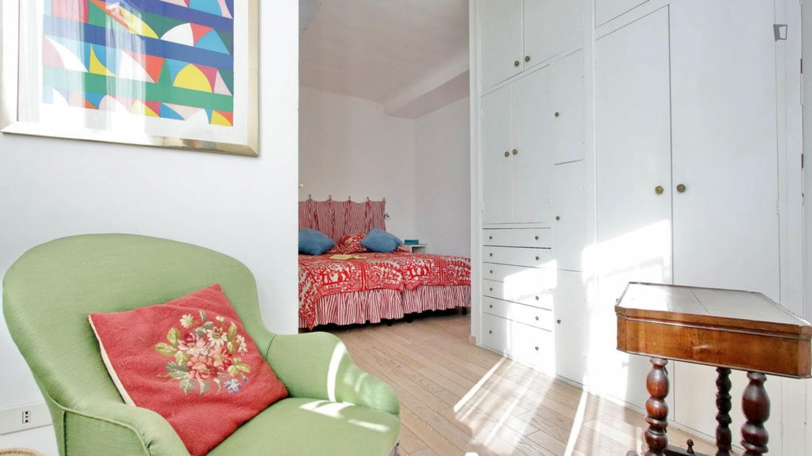 Awesome 2-bedroom apartment in Centro Storico photo 1