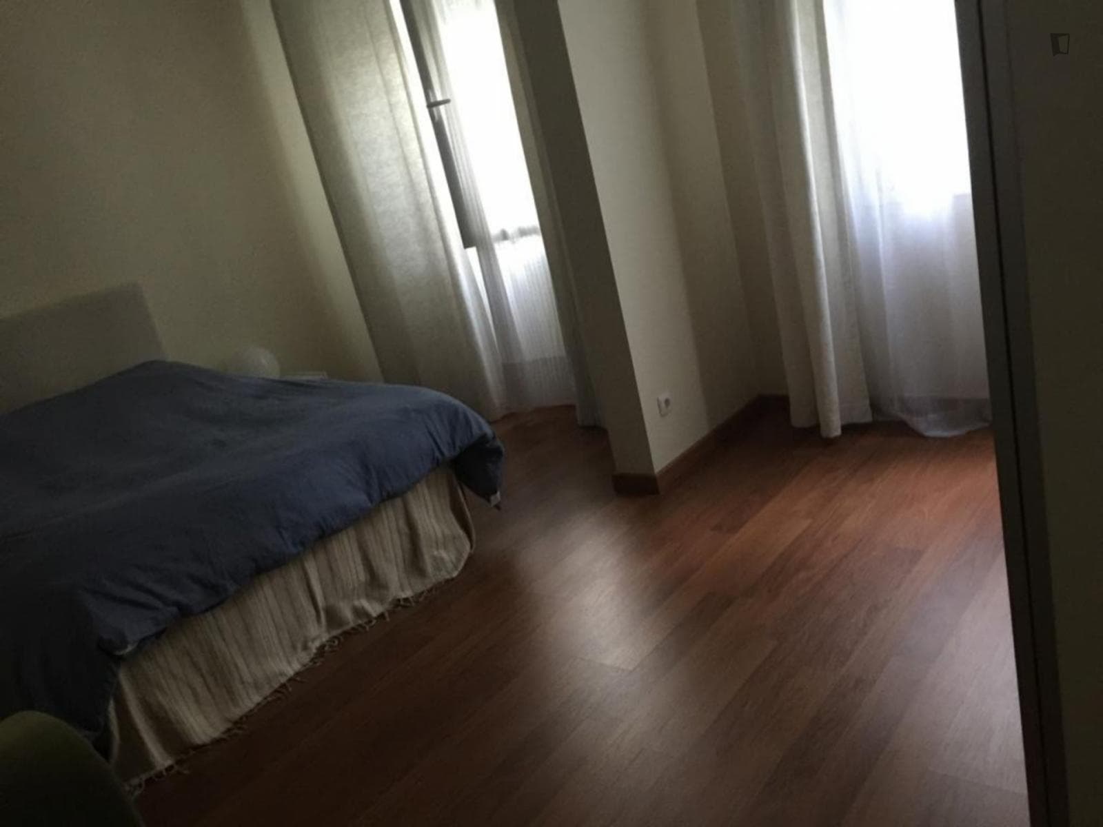 Double bedroom, with balcony, in 2-bedroom apartment photo 1