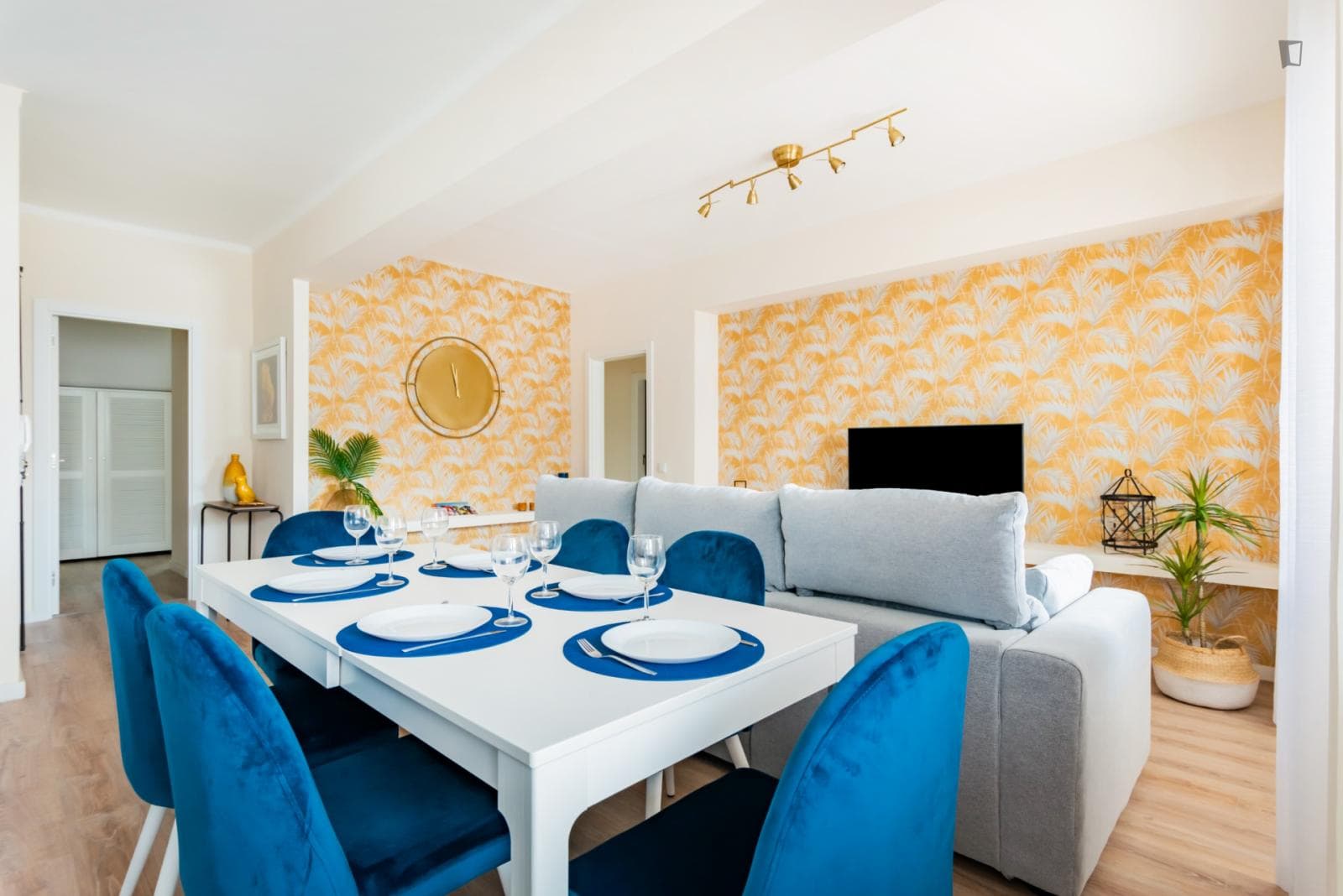 Property photo thumbnail