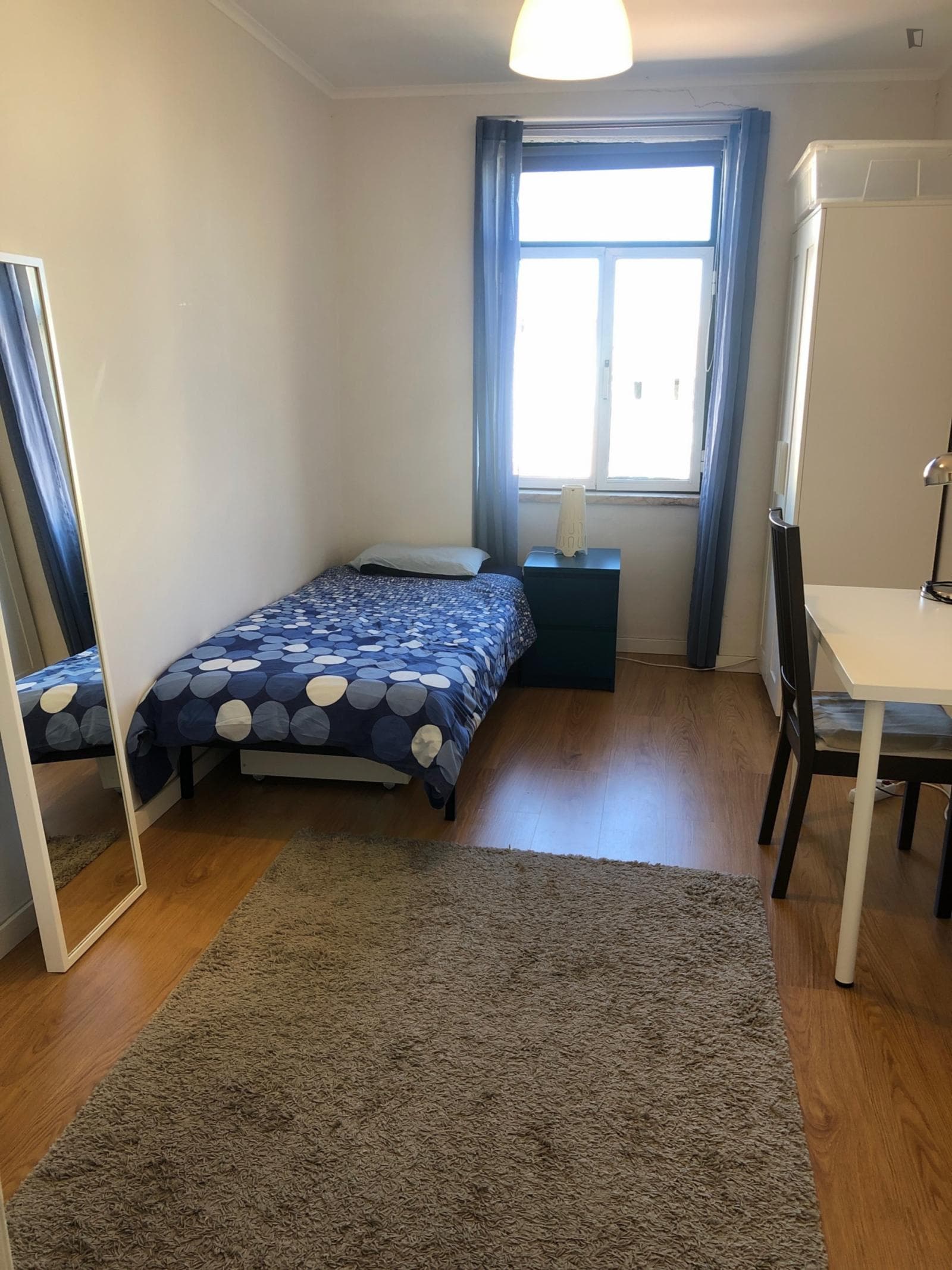 Excellent single bedroom with a nice view, in São Sebastião photo 1