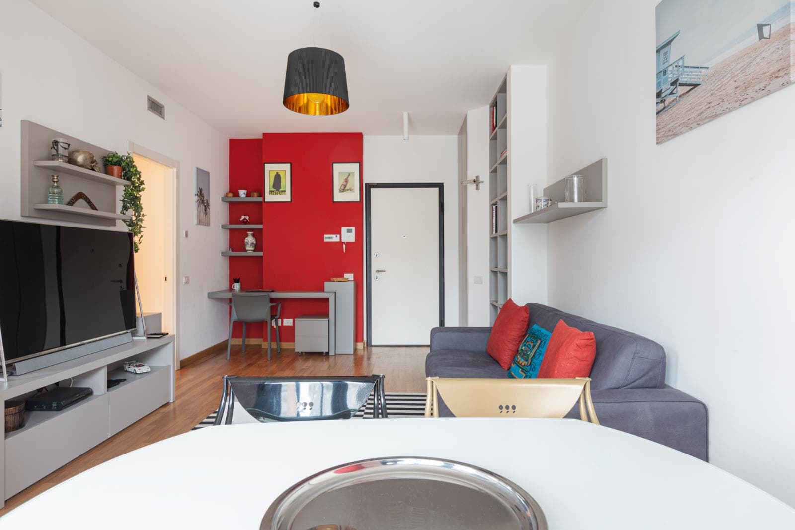 Lovely one-bedroom apartment near primaticcio metro station photo 1