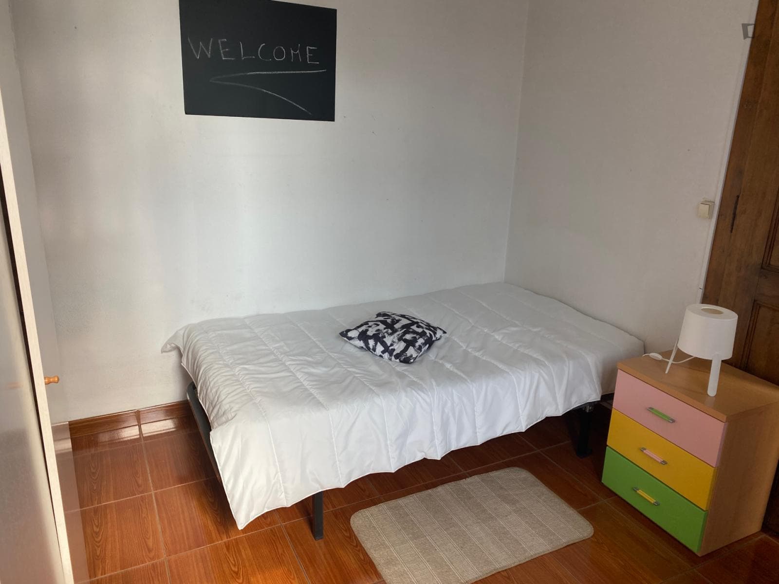 Room - Center Coimbra near university photo 1