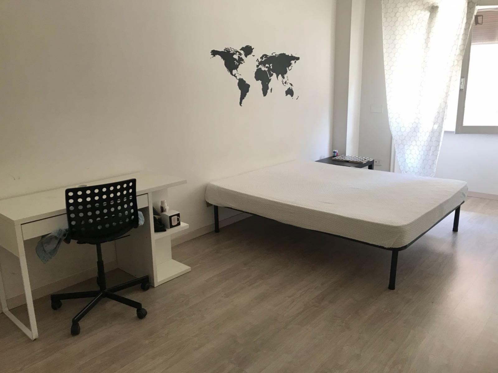 Homely double bedroom in Ostiense photo 1