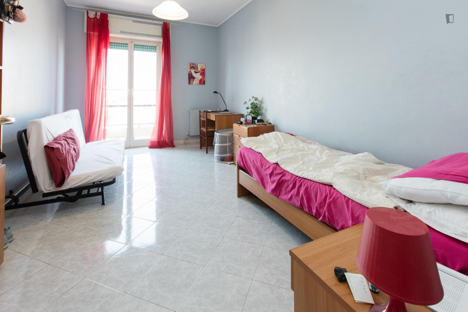 Spacious single bedroom close to Sapienza Università di Roma photo 1