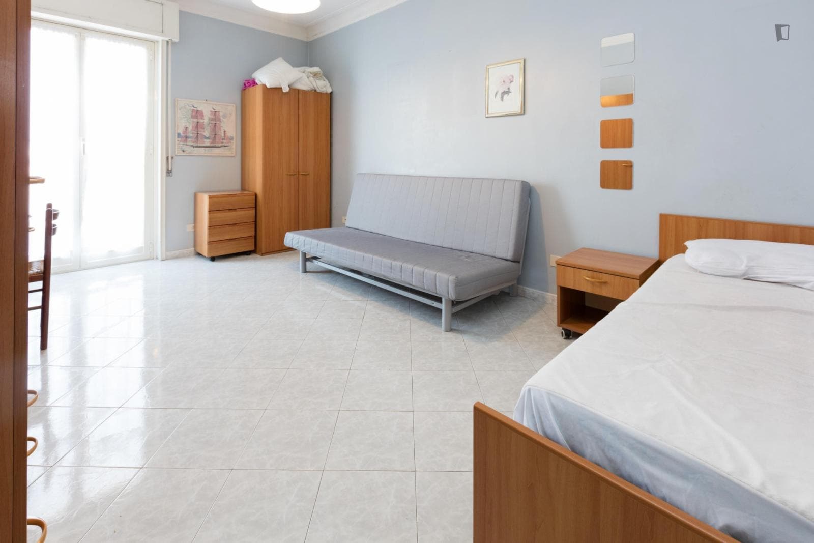 Large single bedroom close to Sapienza Università di Roma photo 1