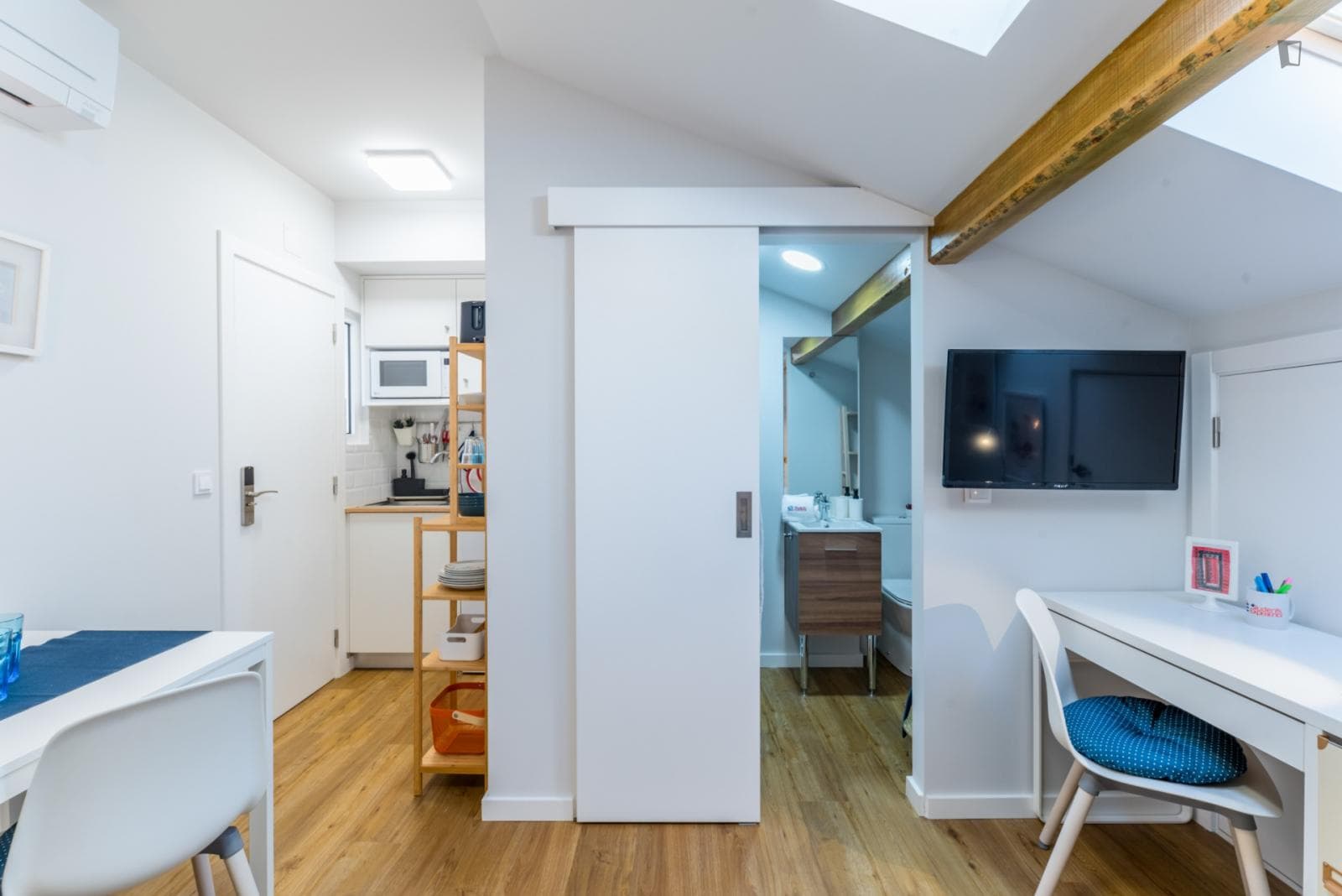 Stupendous studio in a residence, in São Sebastião photo 1