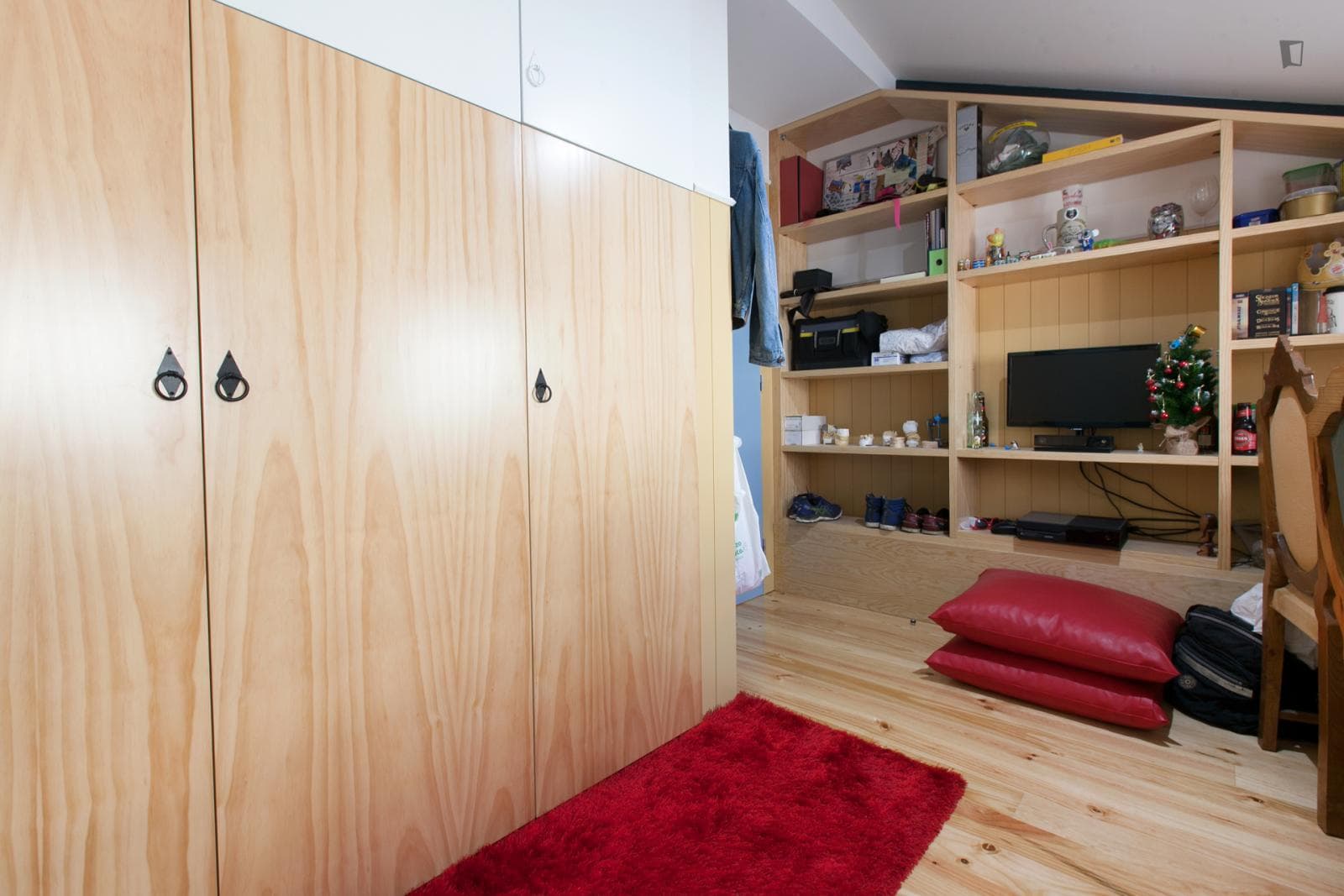 Property photo thumbnail