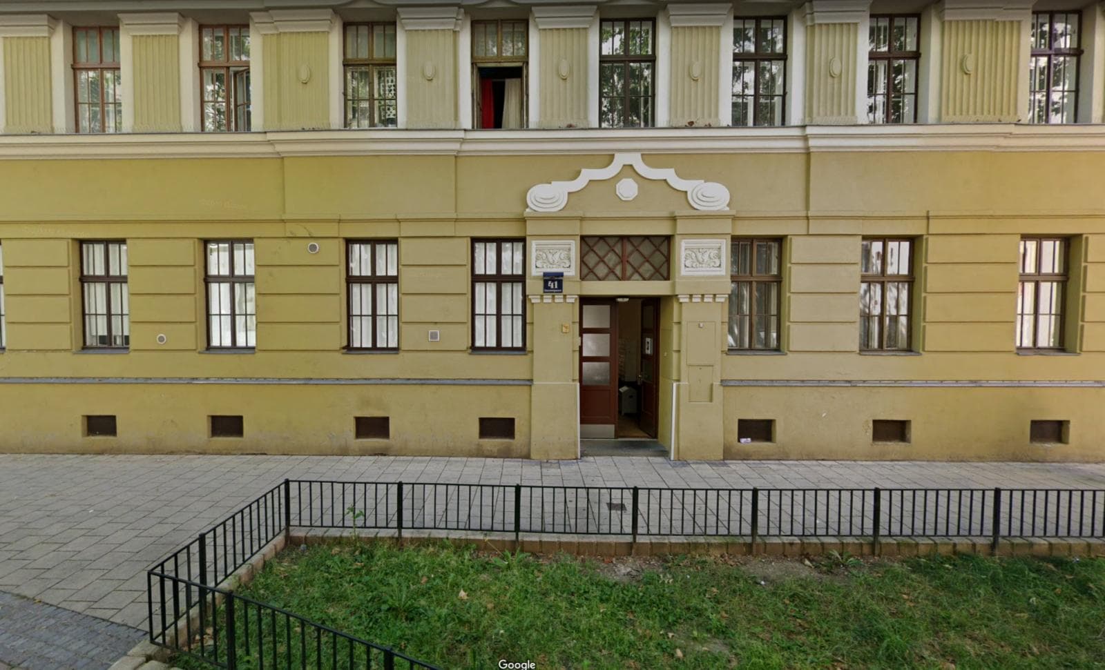 Property photo thumbnail
