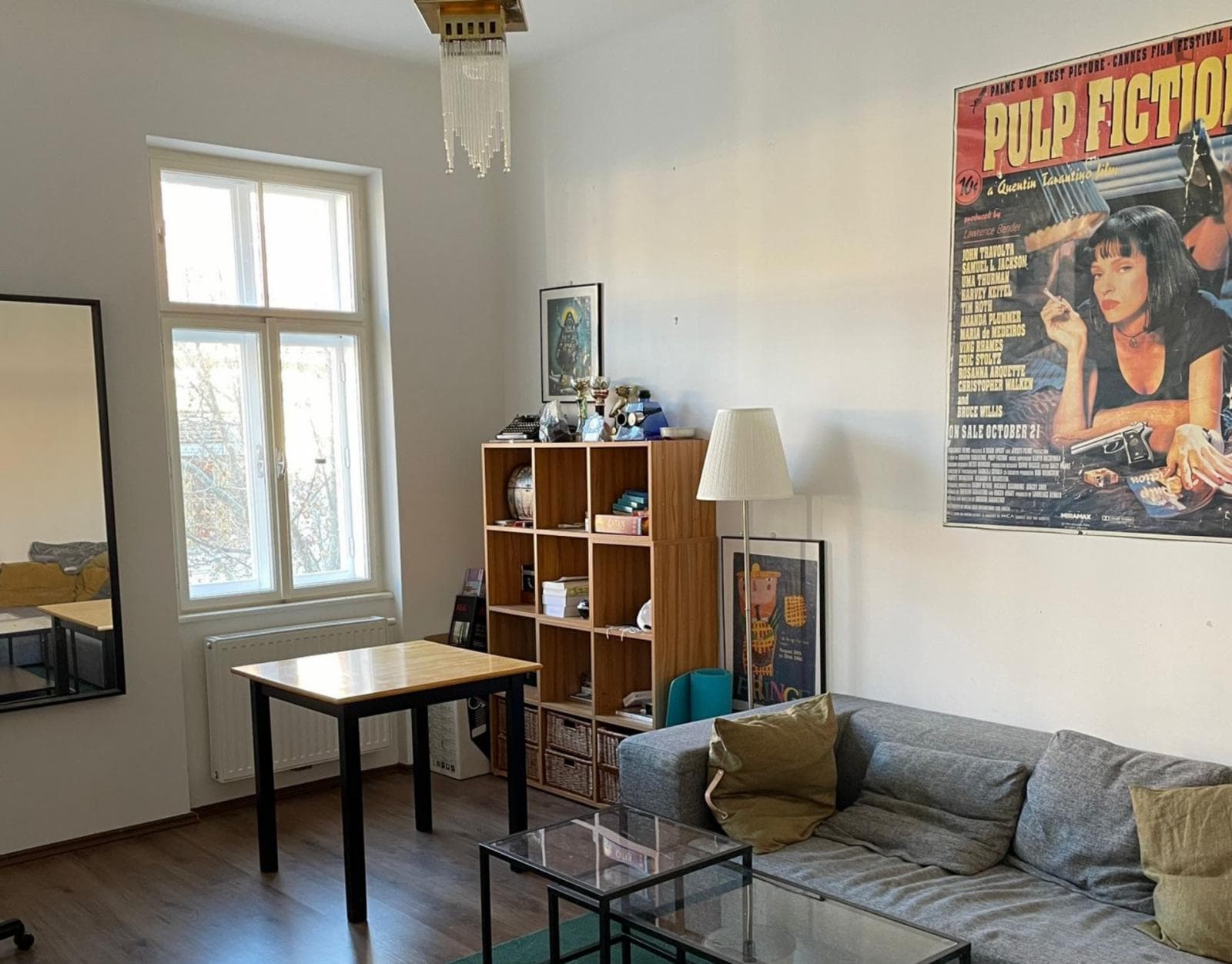 Central city apartment, sleeps 3. Close to downtown, near metro, bus and tramway photo 1