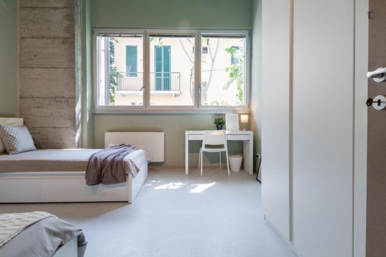 Property photo thumbnail