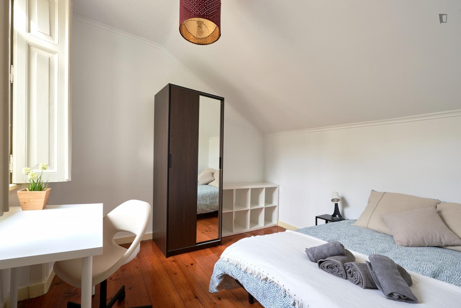 Appealing double bedroom in a student flat, in the Avenida da Liberdade area photo 1