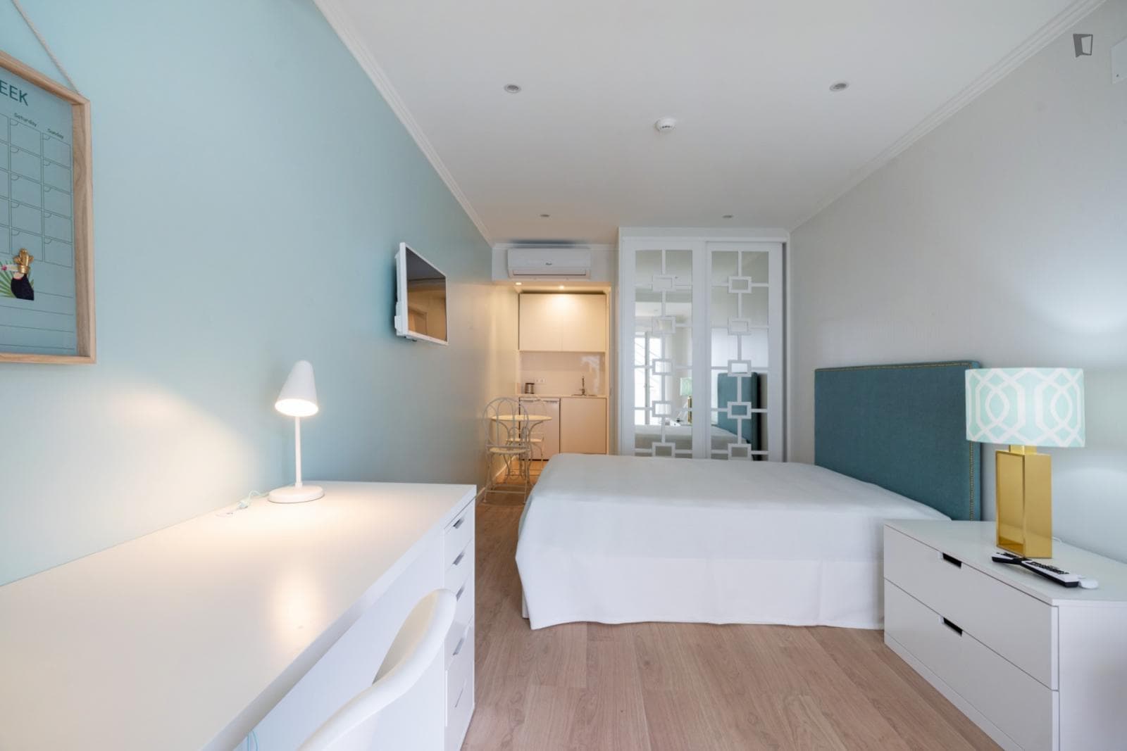Nice single ensuite bedroom in Carcavelos photo 1