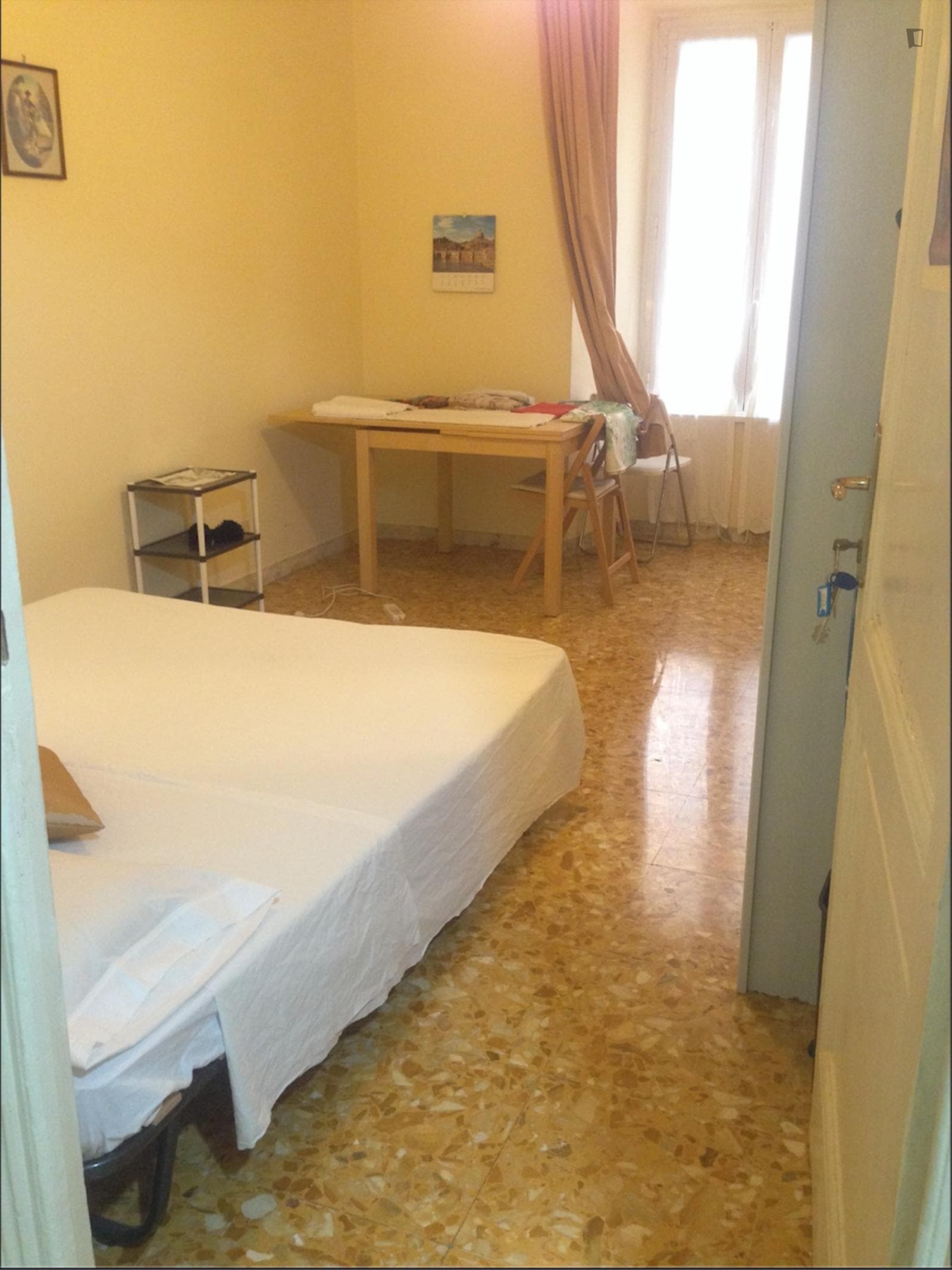 Decent double bedroom close to the Vatican City photo 1