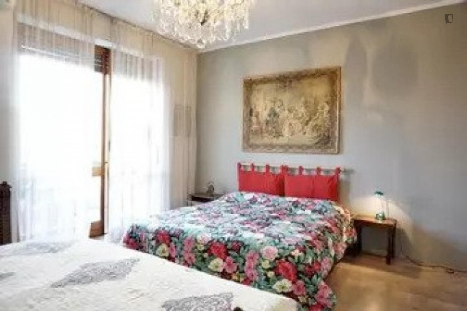 Spacious double room close to Università Bocconi photo 1