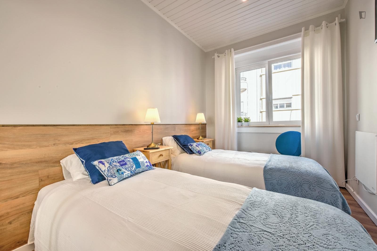 Bright 2-bedroom apartment with a sunny terrace, in Penha de França photo 1