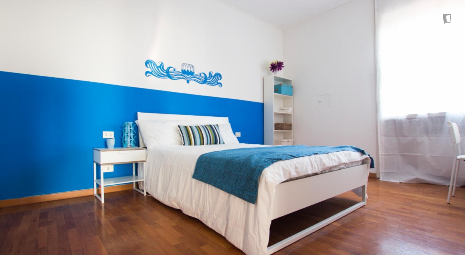 Inviting double bedroom in Navigli - Darsena photo 1