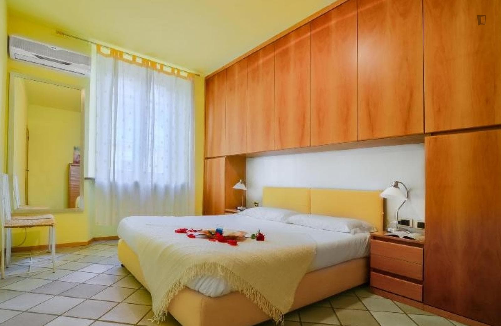 Attractive 1-bedroom flat near Università Cattolica del Sacro Cuore photo 1