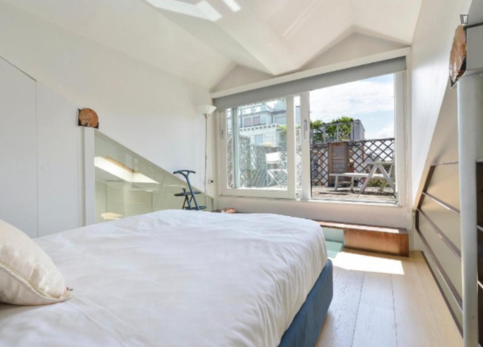 Great looking 1-bedroom flat near Palestro metro station photo 1