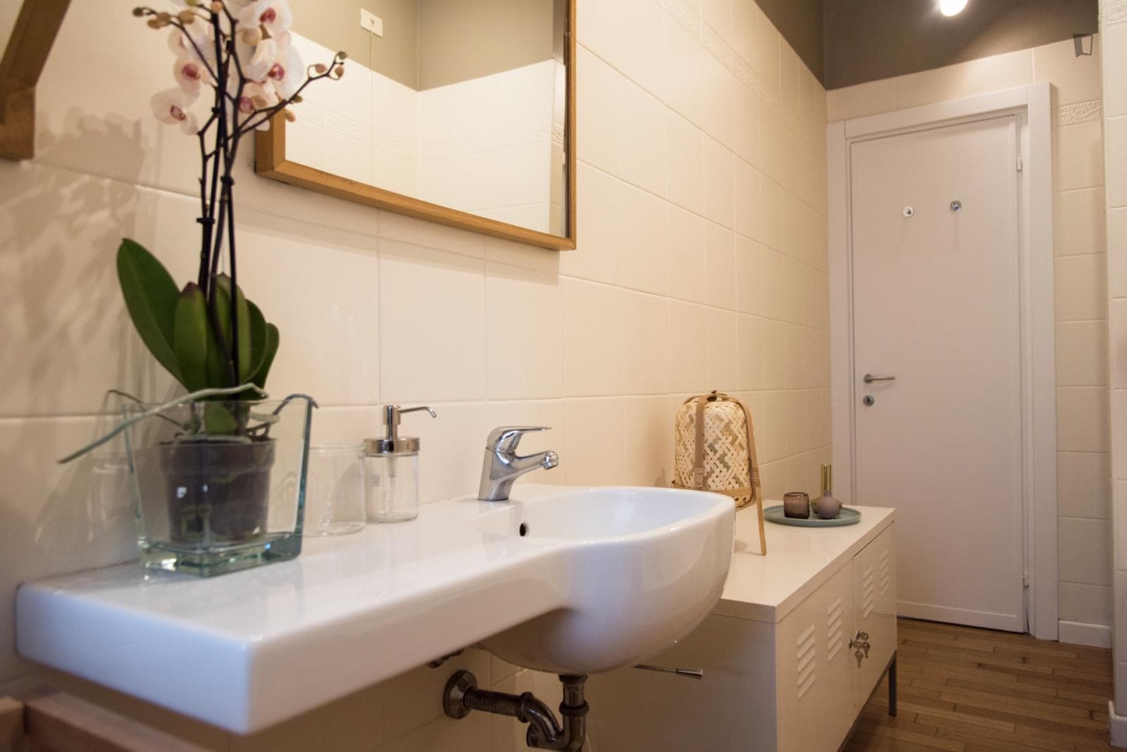Tasteful 1-bedroom flat in Inganni photo 1
