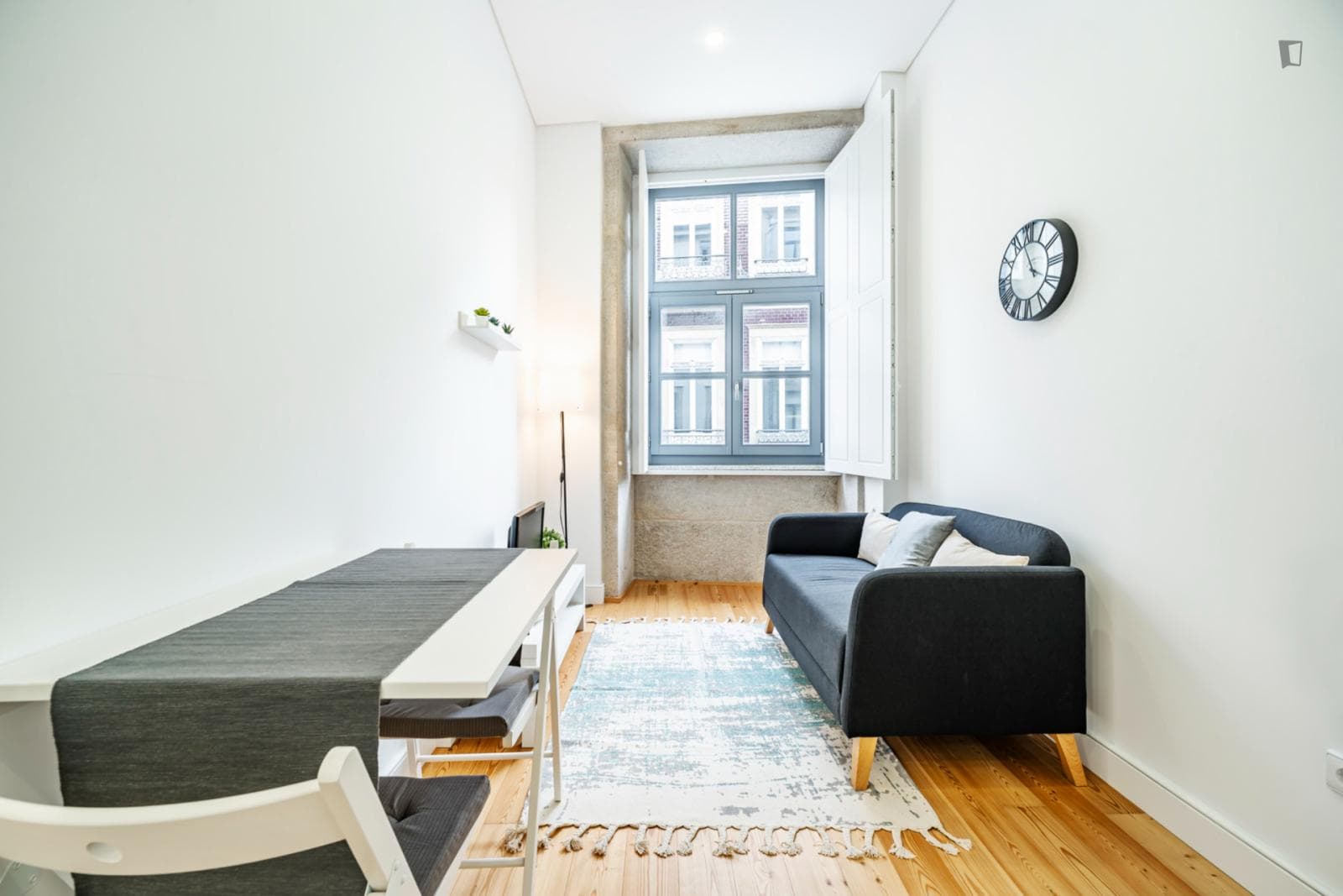 Very cosy 1-bedroom apartment in central Santo Ildefonso photo 1