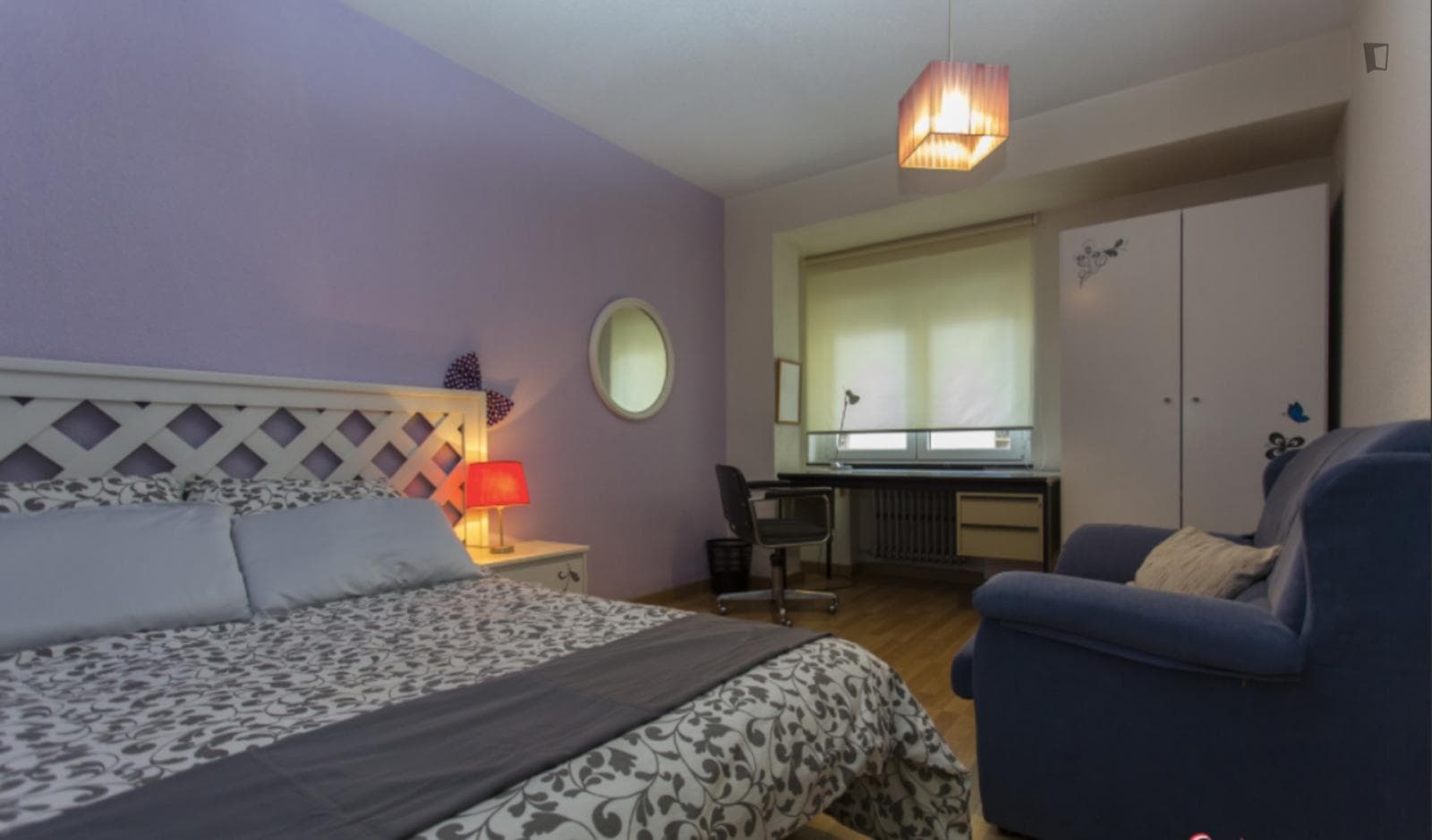 Awesome single bedroom near Iglesia de San Marcos photo 1