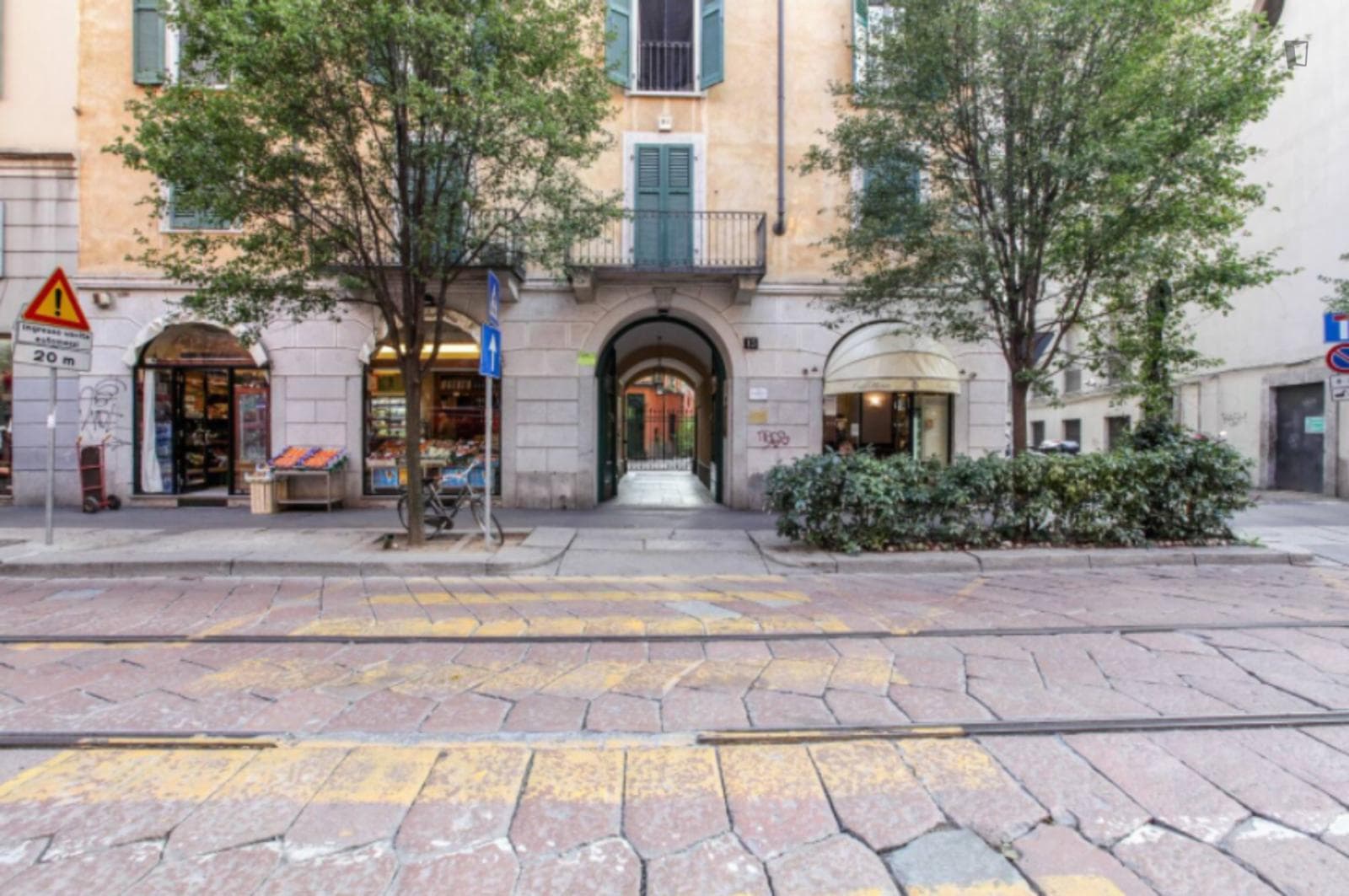 Property photo thumbnail