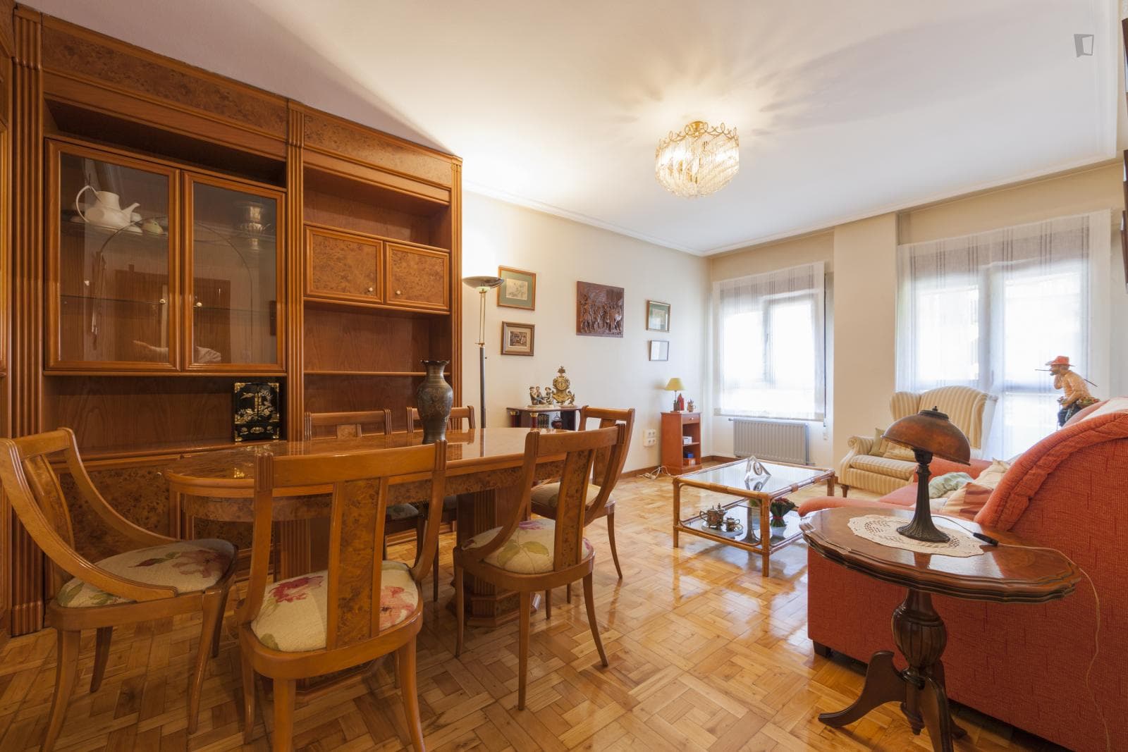 Cool 3-bedroom apartment close to Universidad de Oviedo photo 1