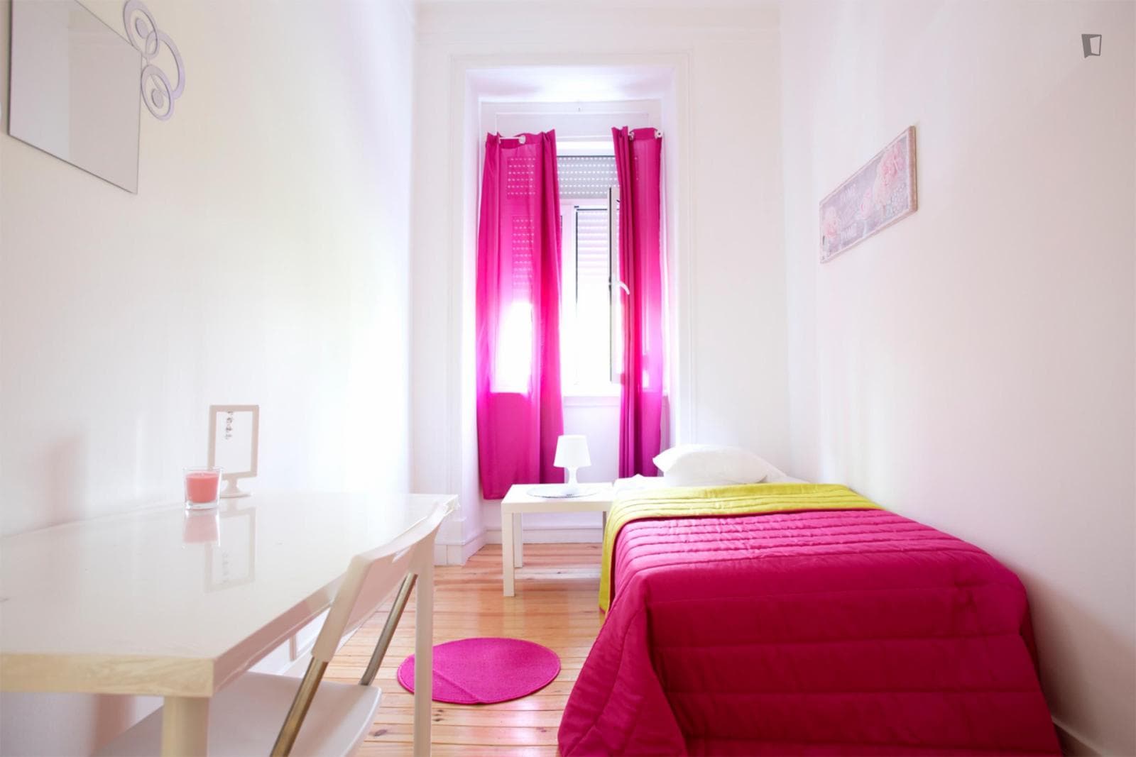Pleasant single bedroom close to Picoas metro station photo 1