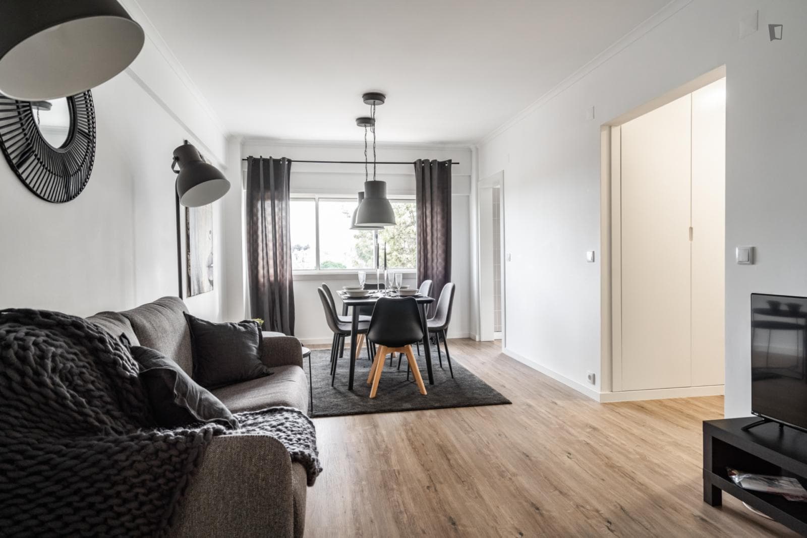 Property photo thumbnail